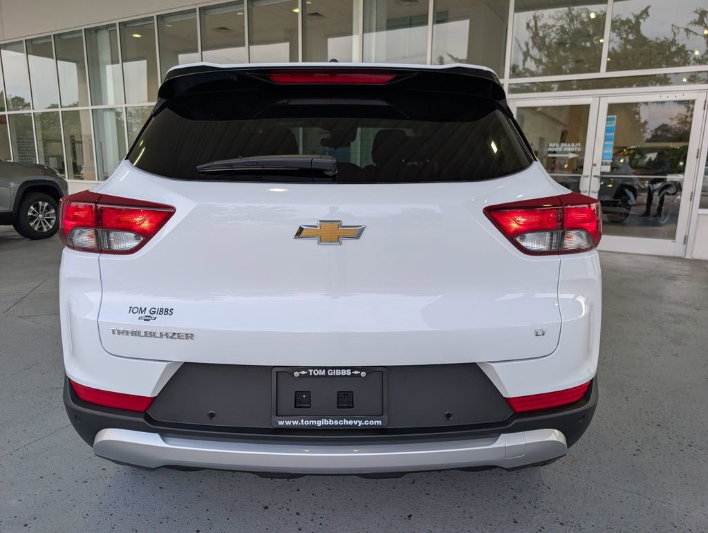 New 2026 Chevrolet TrailBlazer LT w/ Driver Confidence Package FWD image 7