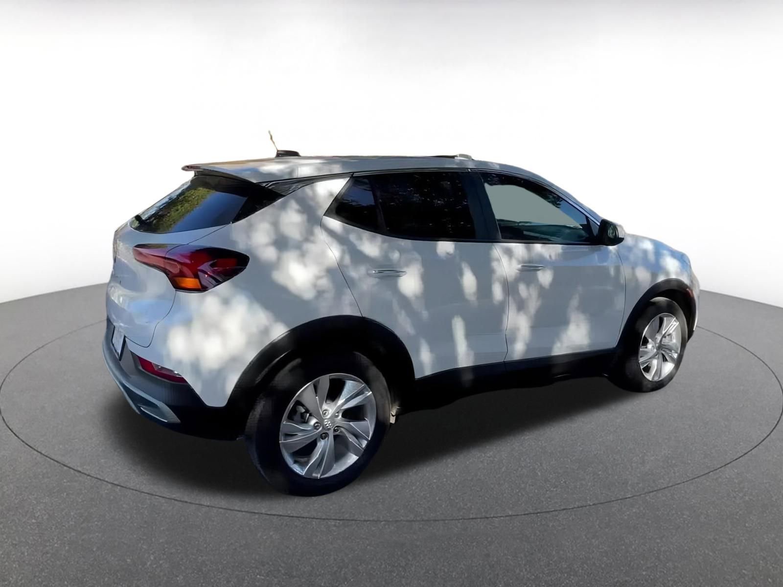 Used 2025 Buick Encore GX Preferred image 15