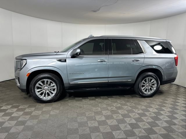 Used 2023 GMC Yukon SLT w/ SLT Premium Package image 6
