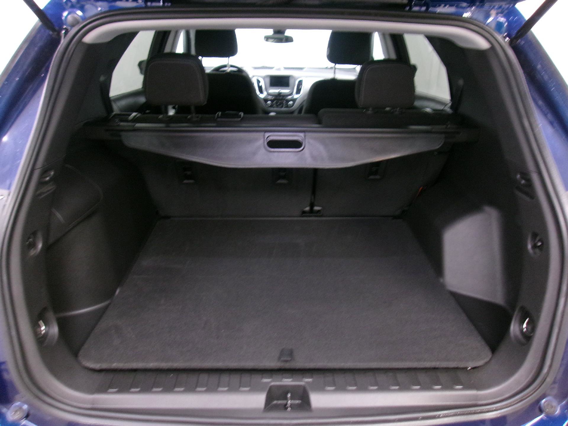 Certified 2023 Chevrolet Equinox LS AWD/4WD image 11