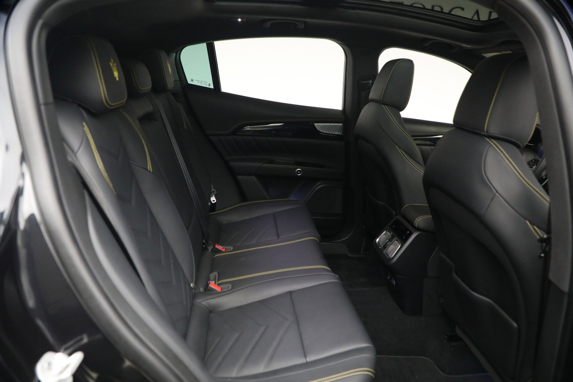 Certified 2023 Maserati Grecale Modena image 20