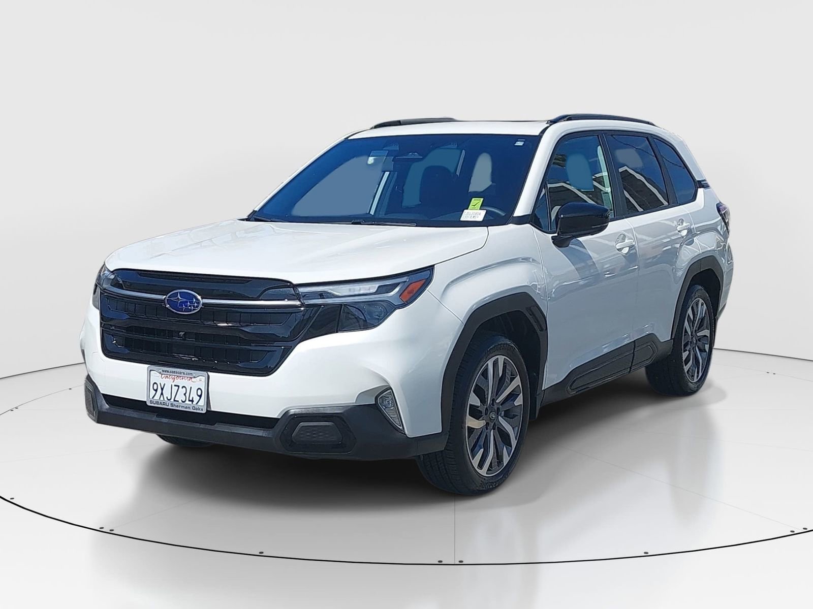 Certified 2025 Subaru Forester Touring image 3