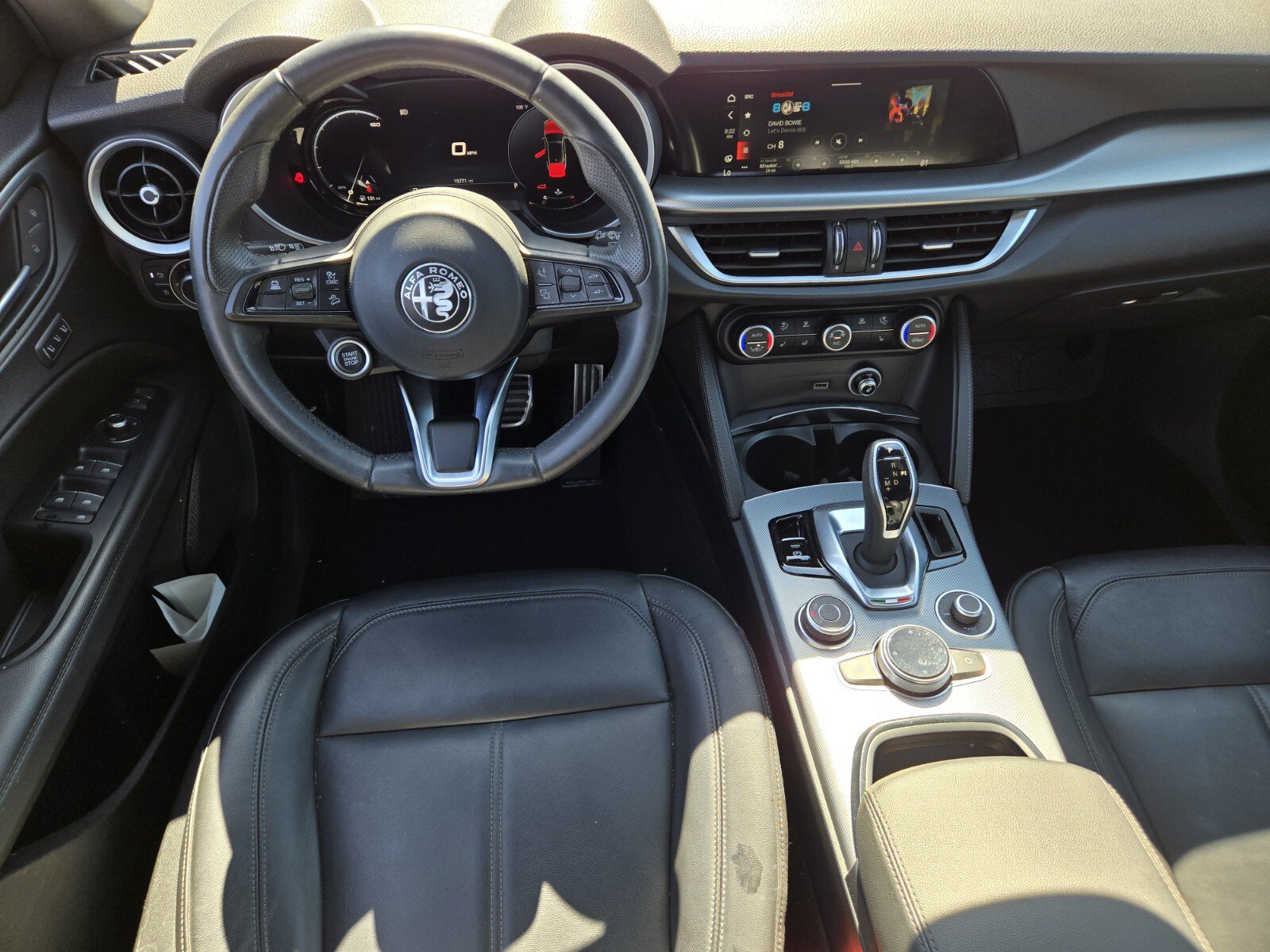 Used 2024 Alfa Romeo Stelvio Ti AWD/4WD image 12
