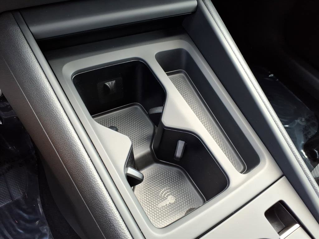 New 2026 Volkswagen Tiguan SE R-Line image 19