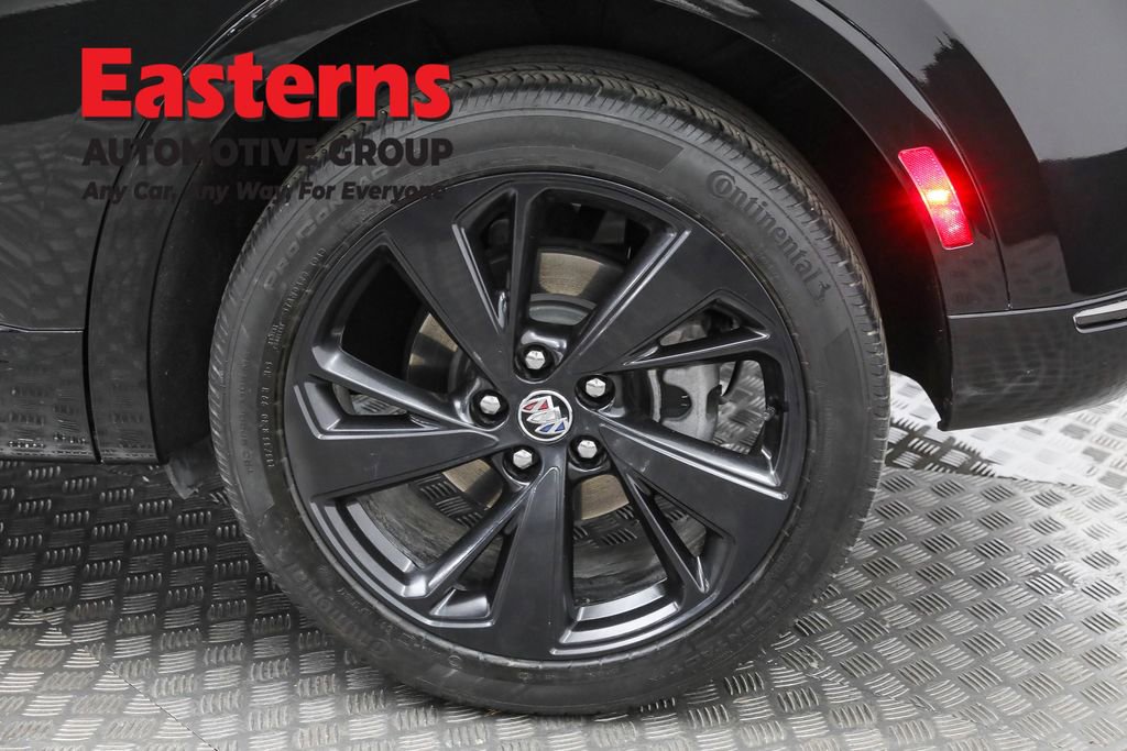 Used 2023 Buick Envision Essence w/ Sport Touring Package image 35