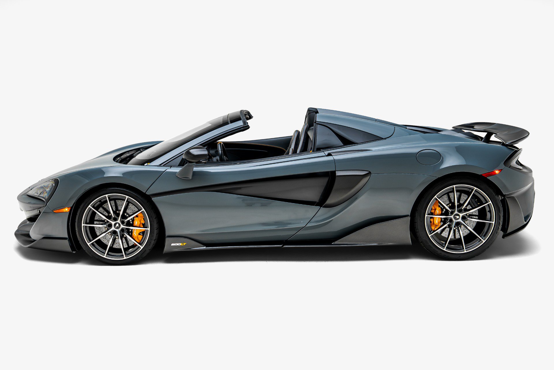 Used 2020 McLaren 600LT Spider RWD image 18