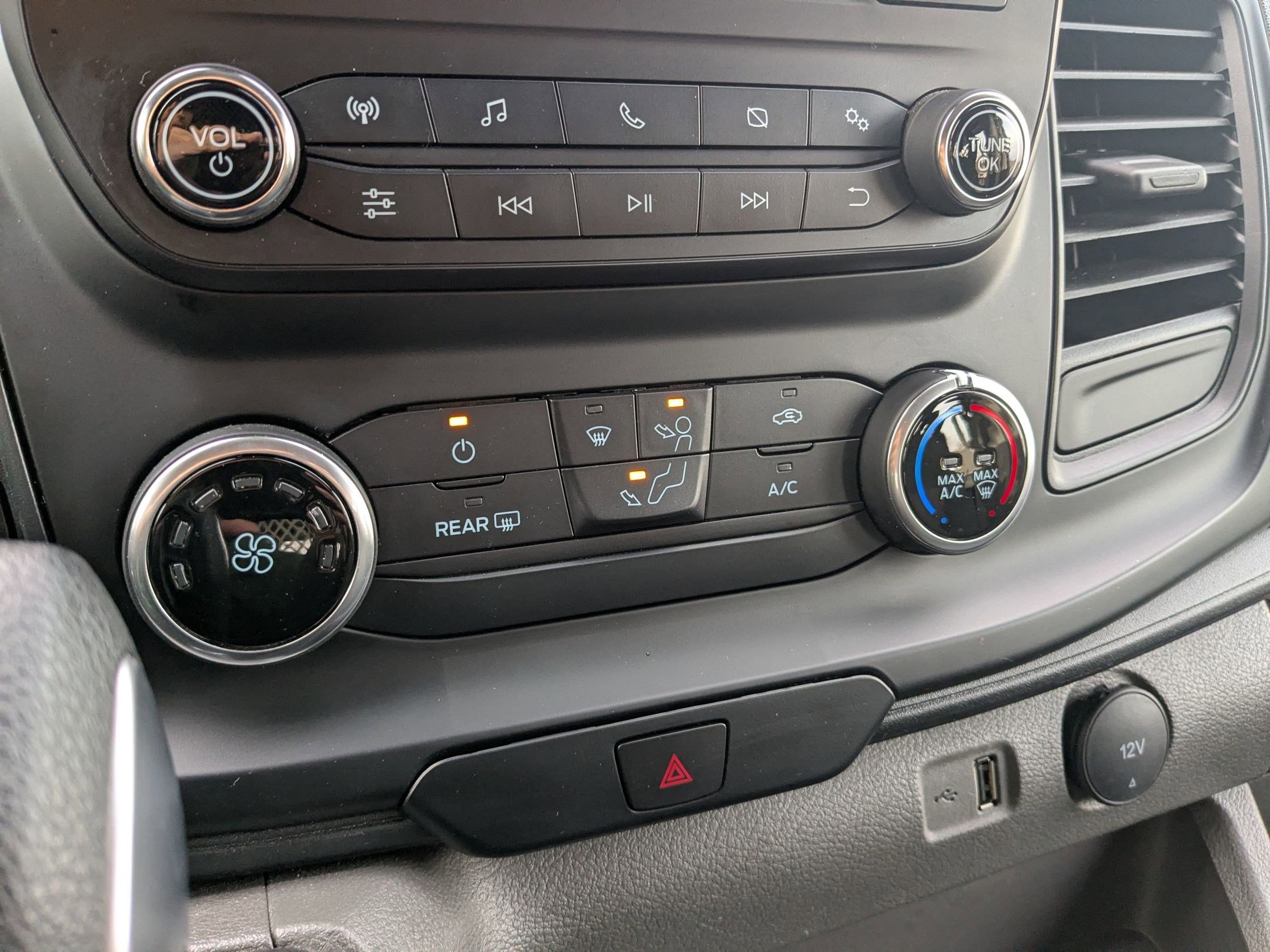 Used 2024 Ford Transit 250 Low Roof w/ Exterior Upgrade Package image 23