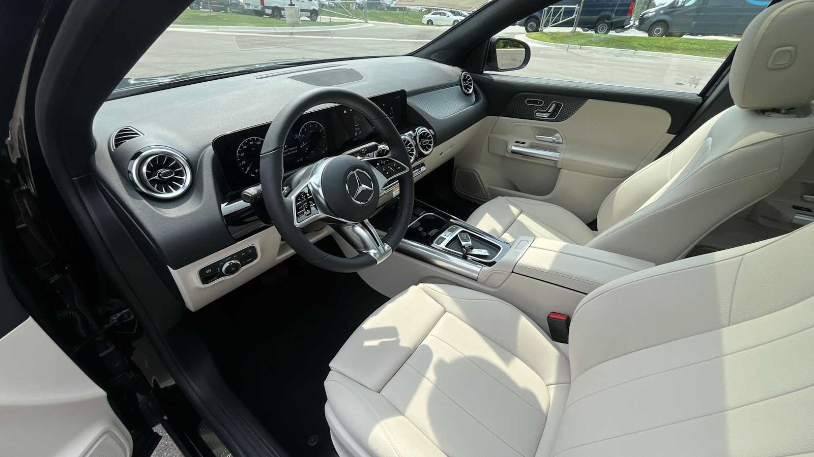 New 2026 Mercedes-Benz GLA 250 4MATIC image 15