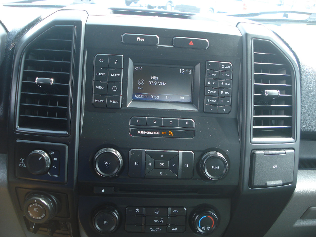 Used 2017 Ford F150 XL w/ Equipment Group 101A Mid image 34