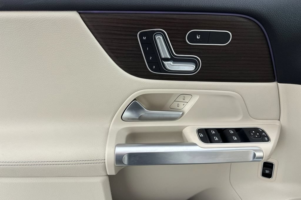 Certified 2025 Mercedes-Benz EQB 250+ image 13