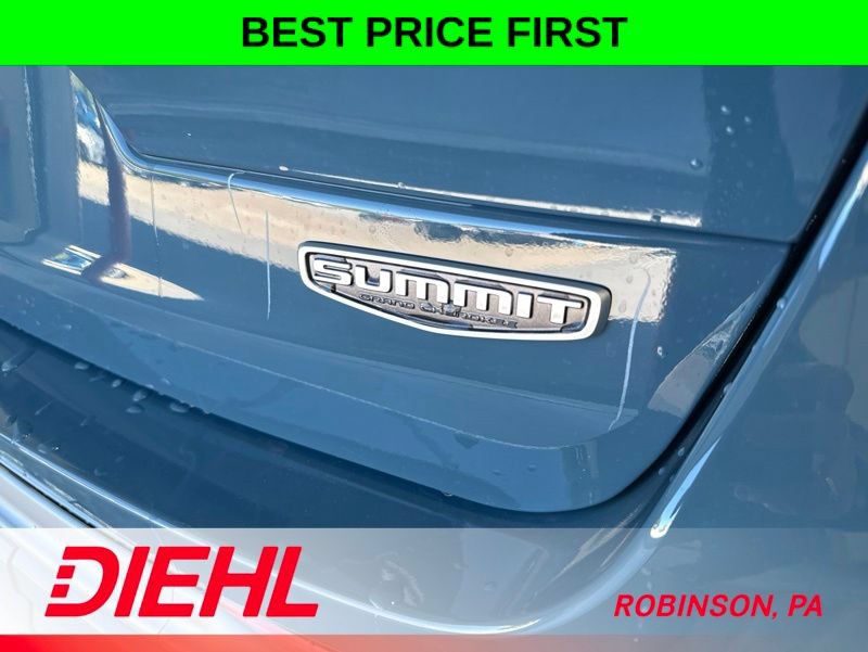 New 2026 Jeep Grand Cherokee L Summit w/ Advanced Protech Group IV AWD/4WD image 9