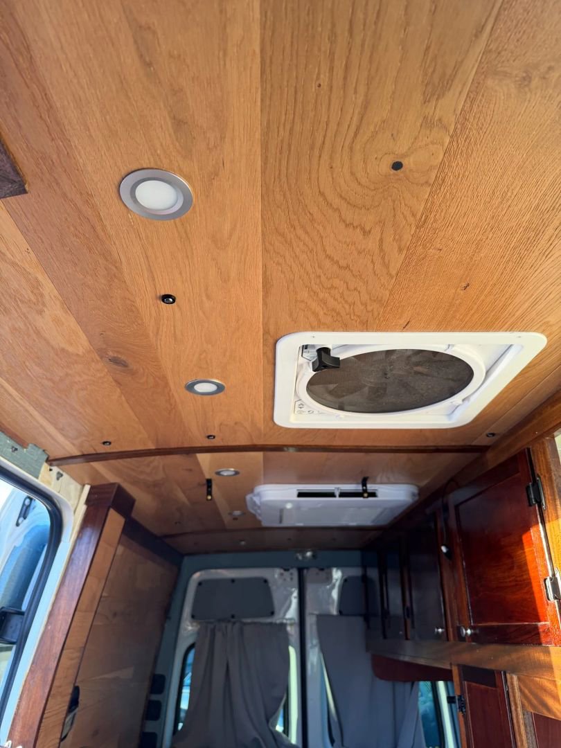 Used 2020 Mercedes-Benz Sprinter 2500 image 37