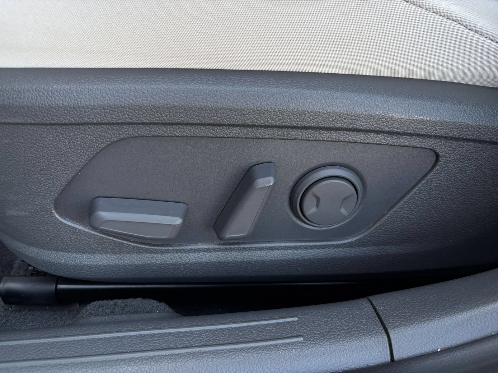 Used 2025 Hyundai Sonata SEL FWD image 18