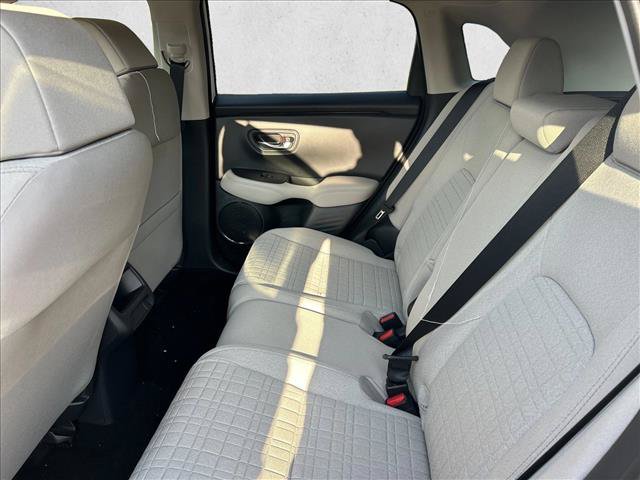 Used 2027 Honda HR-V LX image 16