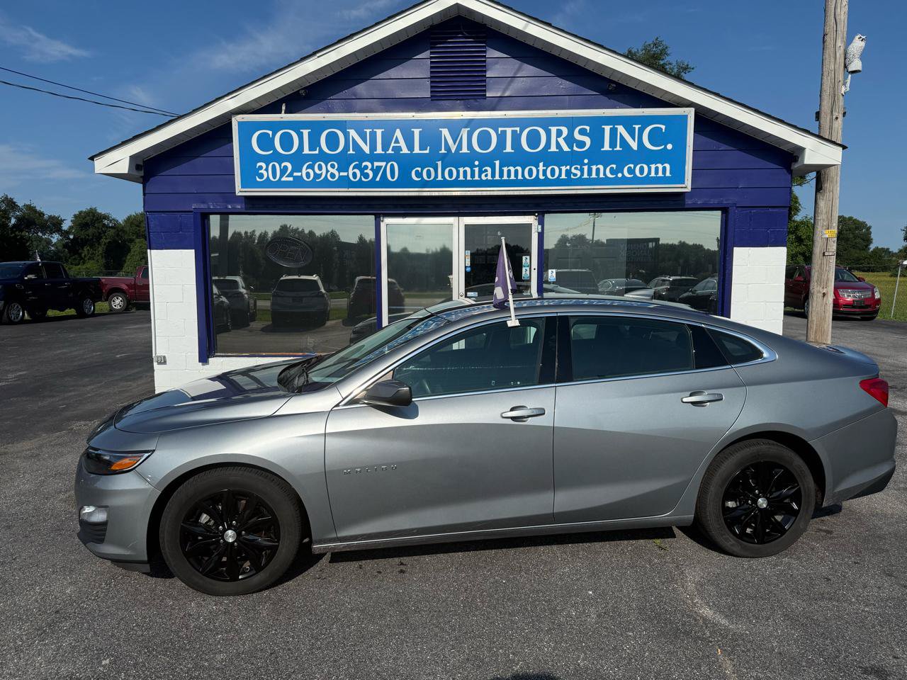 Used 2024 Chevrolet Malibu LT FWD image 2