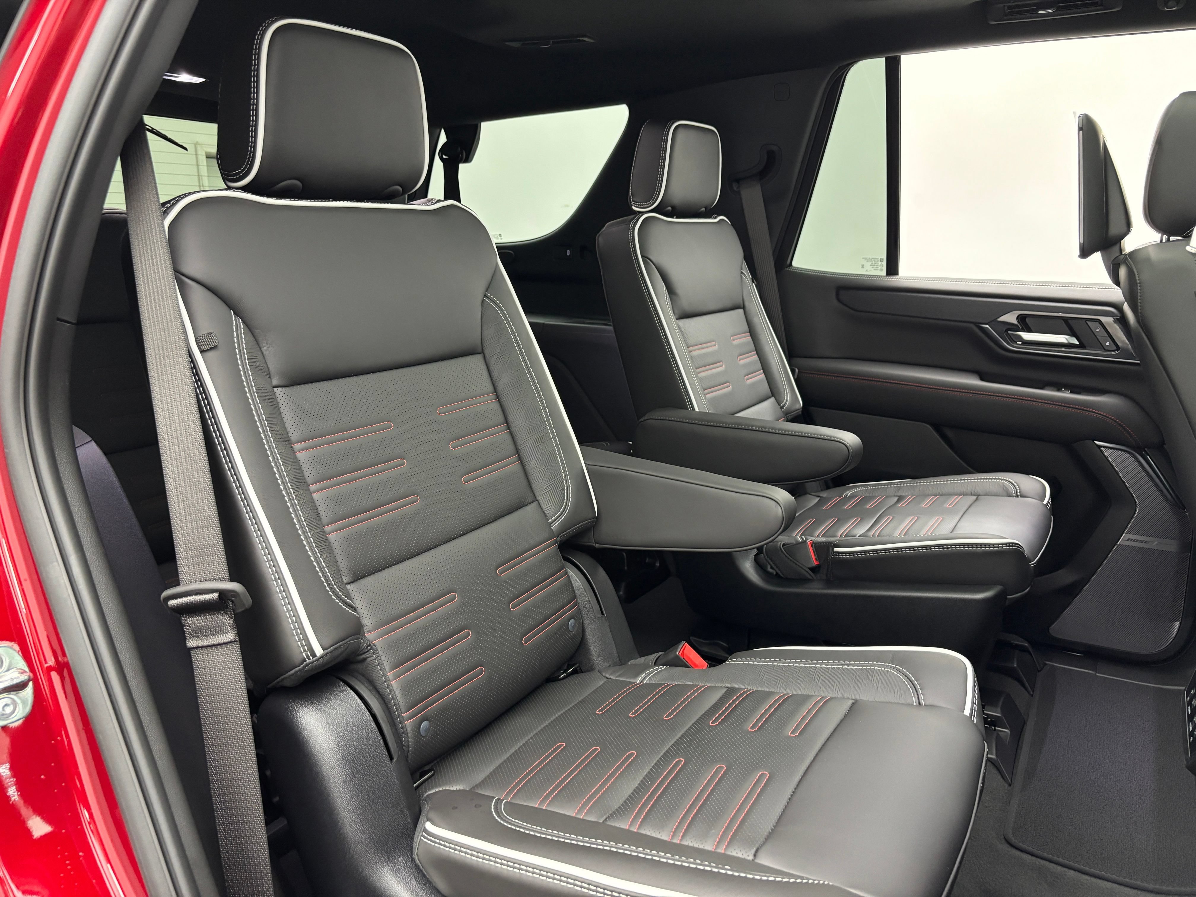 New 2026 GMC Yukon AT4 Ultimate AWD/4WD image 44