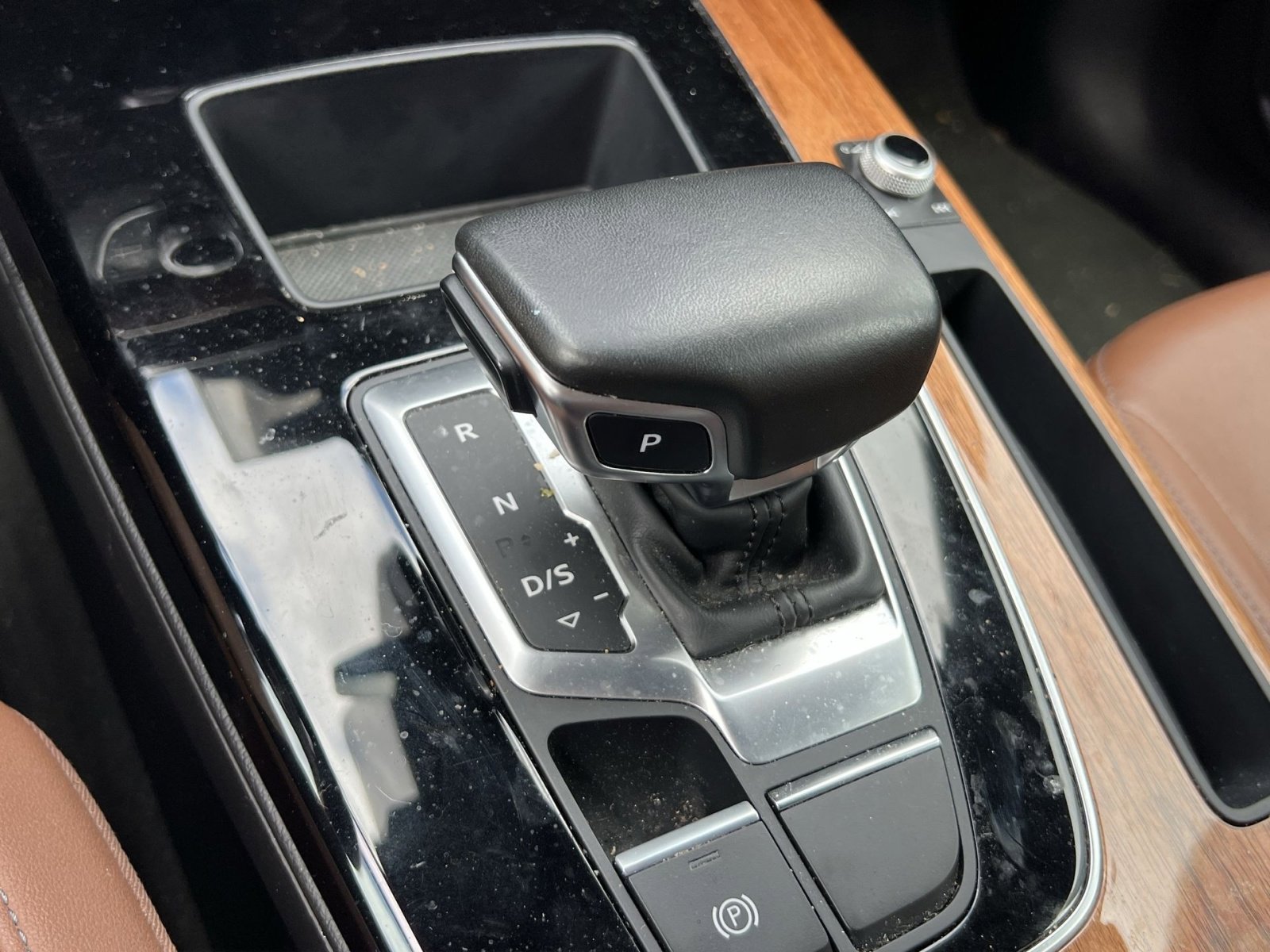 Used 2021 Audi Q5 e Premium w/ Convenience Package AWD/4WD image 19