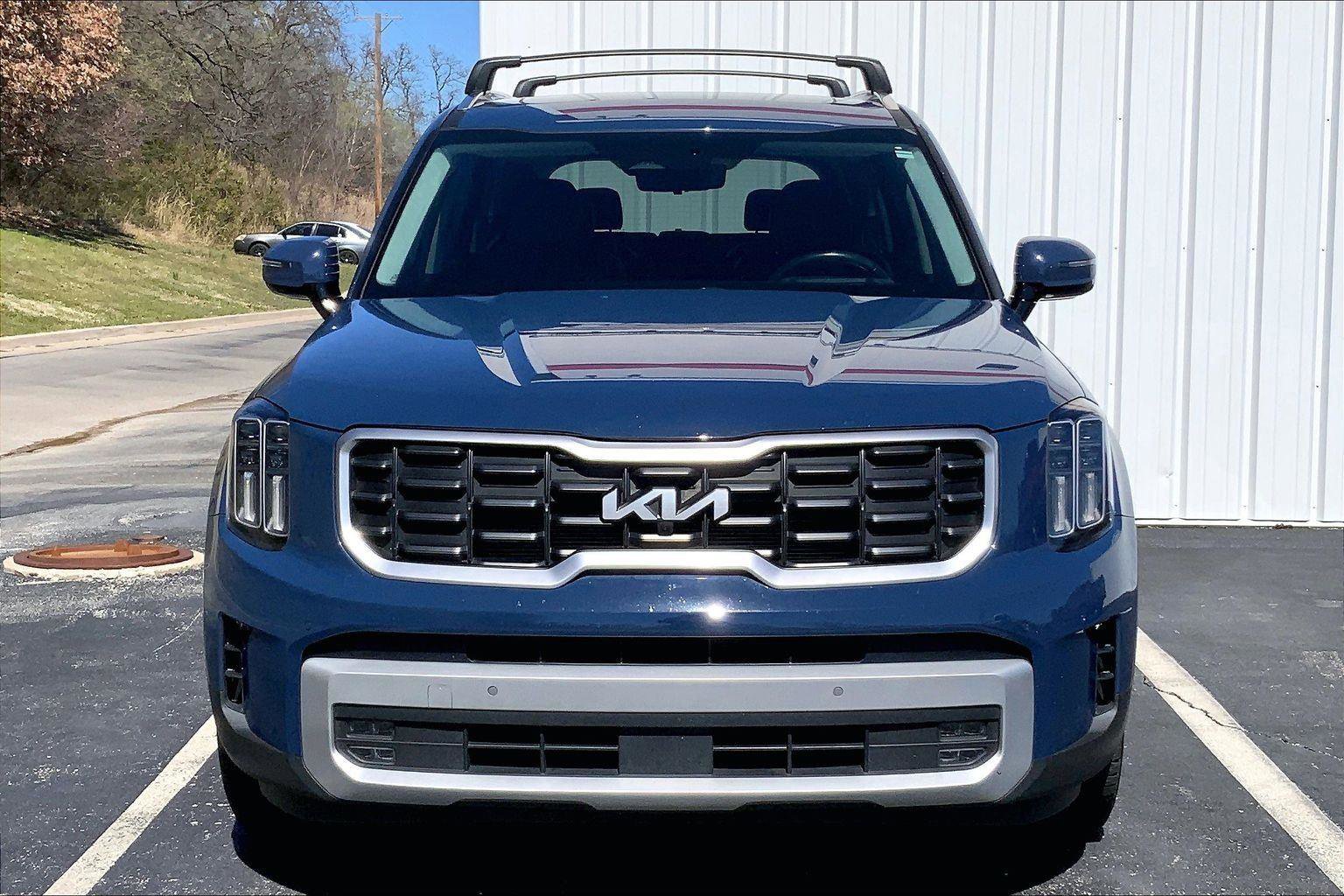 Used 2024 Kia Telluride SX Prestige image 3