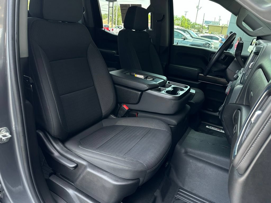 Used 2022 Chevrolet Silverado 1500 LT AWD/4WD image 17