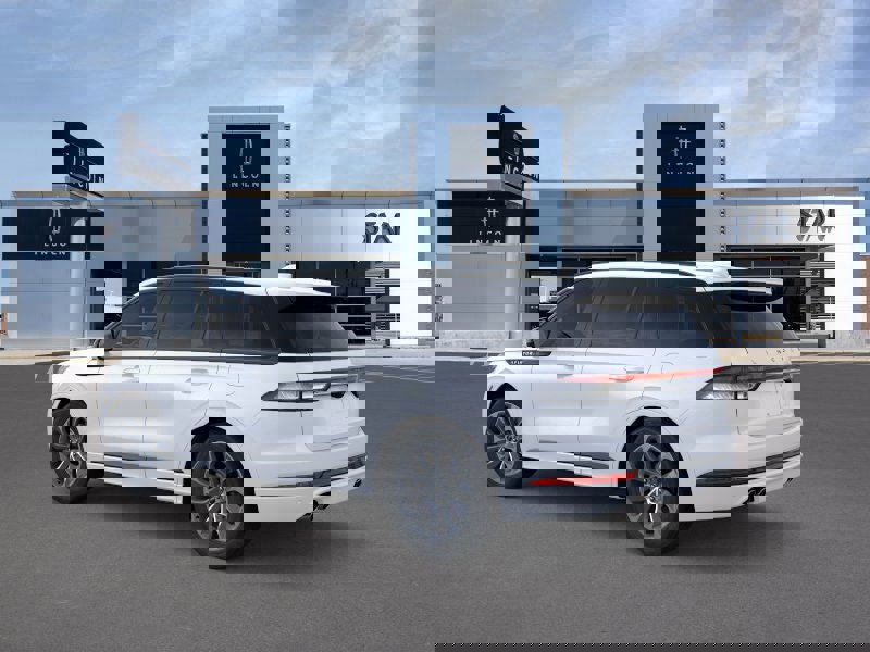 New 2025 Lincoln Aviator AWD w/ Jet Appearance Package image 4