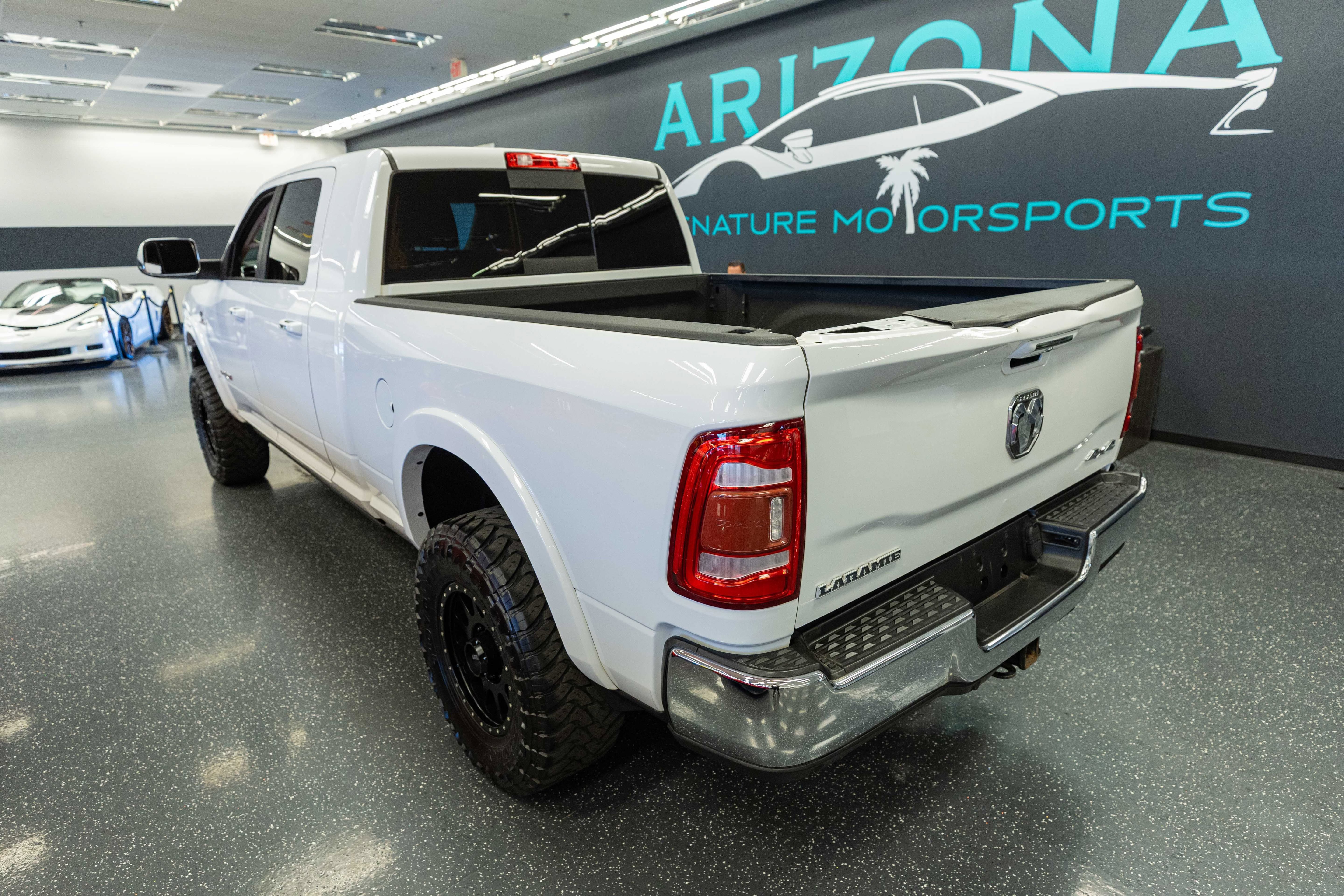 Used 2020 RAM 3500 Laramie AWD/4WD image 9