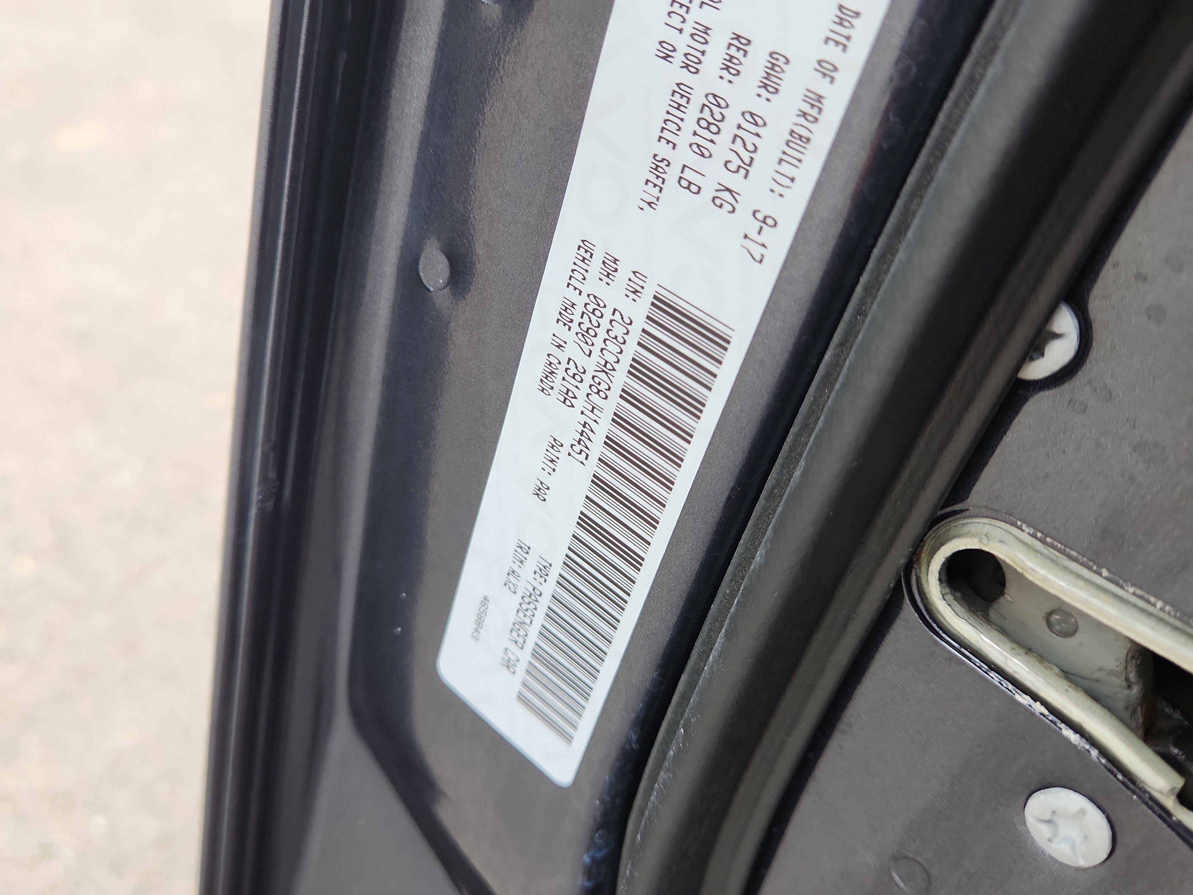 Used 2018 Chrysler 300 Limited image 18