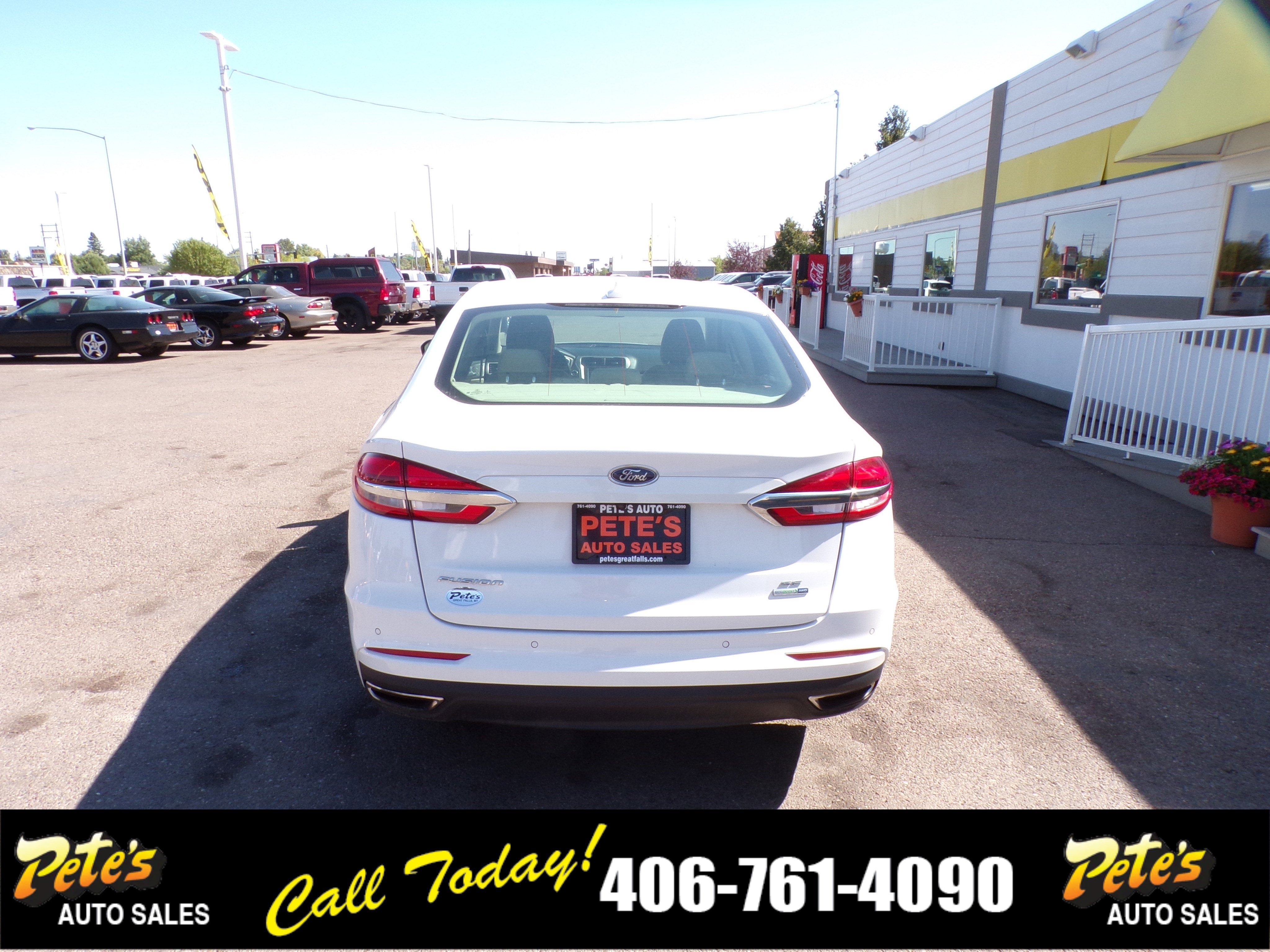 Used 2019 Ford Fusion SE AWD/4WD image 3