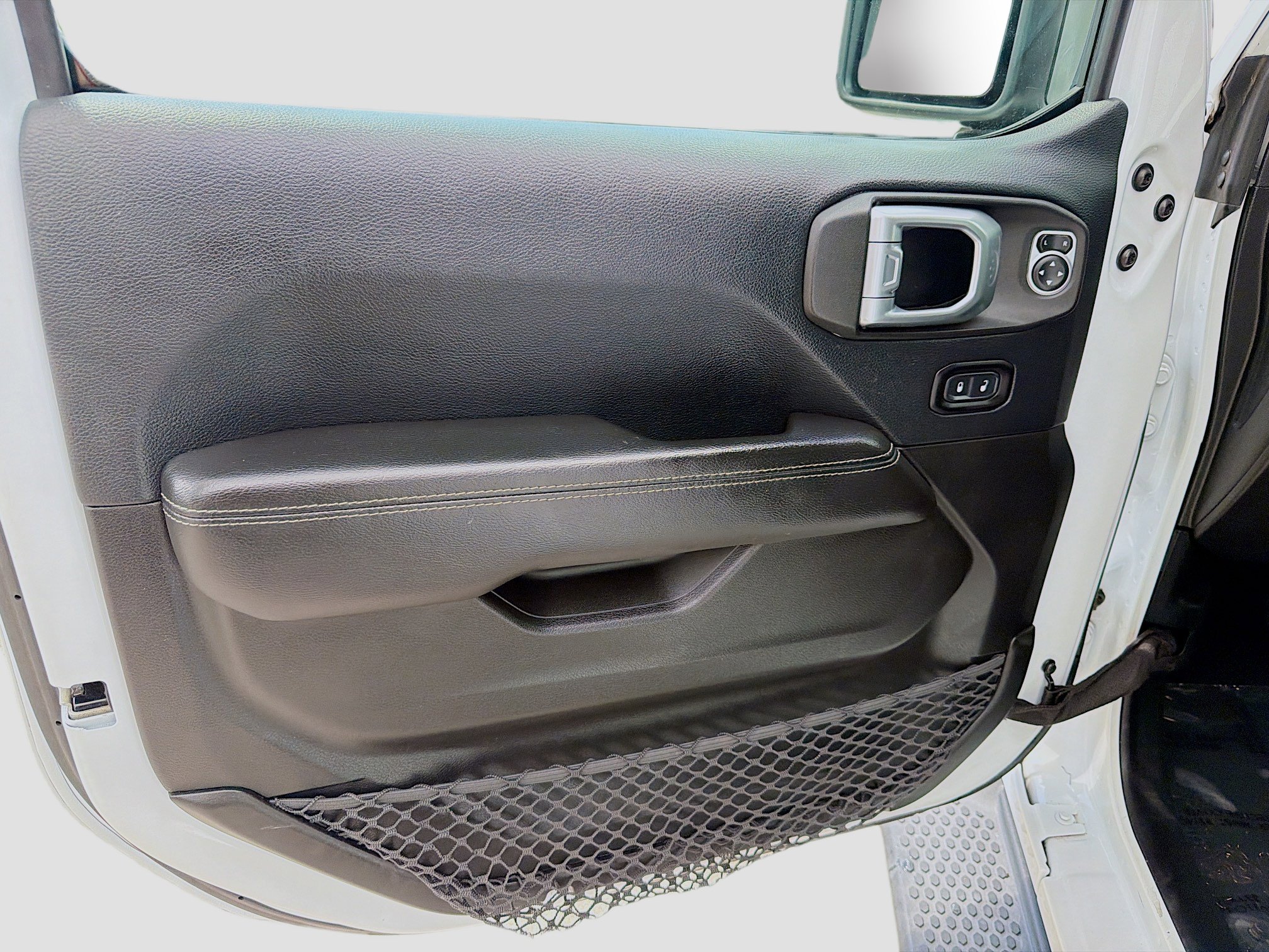 Used 2019 Jeep Wrangler Unlimited Sahara AWD/4WD image 20