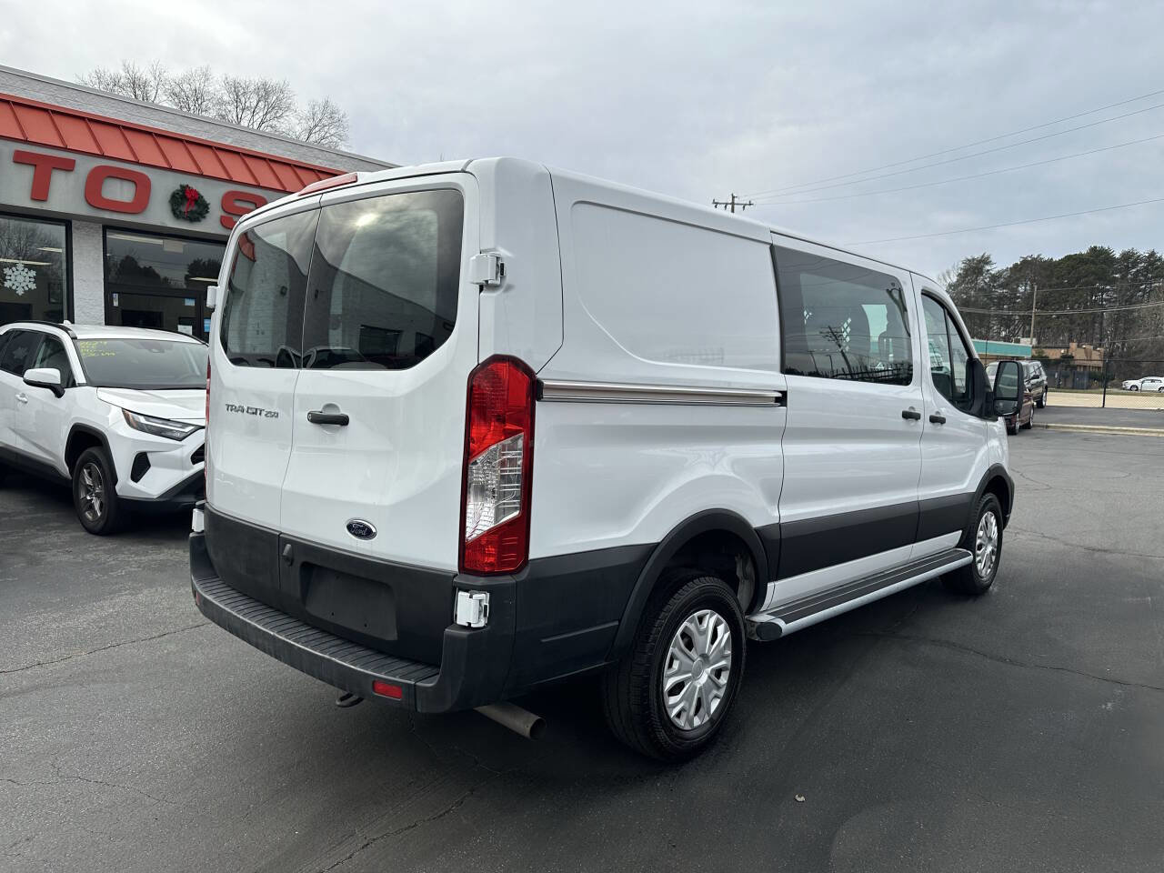 Used 2024 Ford Transit 250 Low Roof w/ Exterior Upgrade Package image 5
