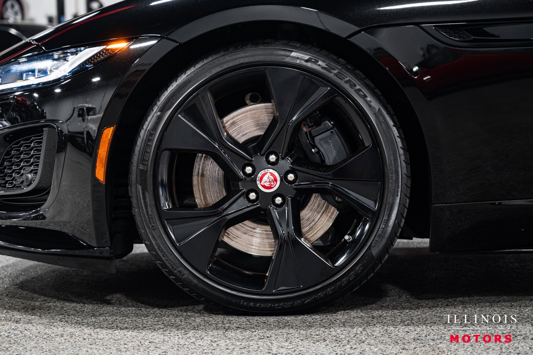 Used 2021 Jaguar F-TYPE R-Dynamic image 9