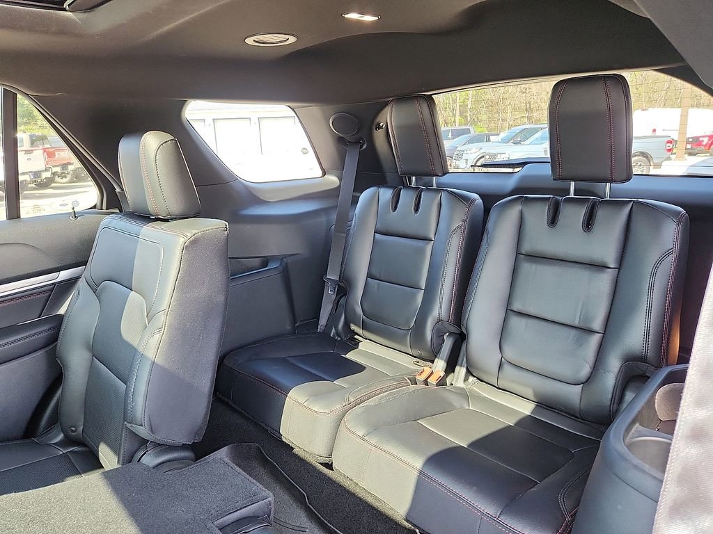 Used 2018 Ford Explorer Sport w/ Equipment Group 401A image 11