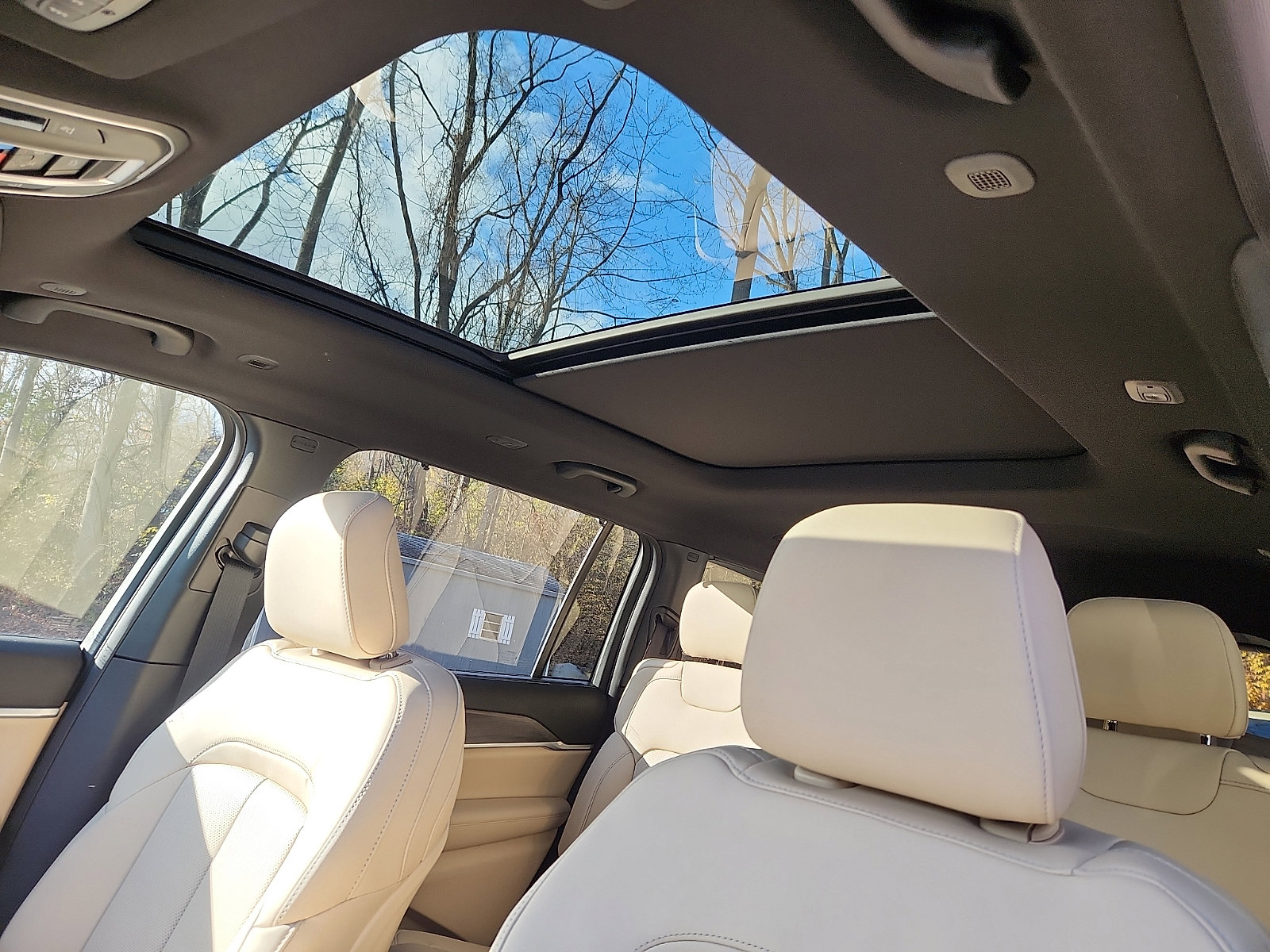 New 2025 Jeep Grand Cherokee L Limited w/ Luxury Tech Group II image 12