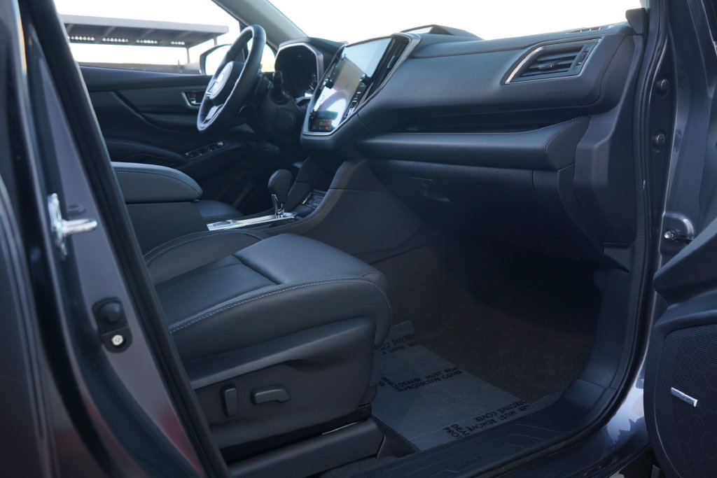 New 2026 Subaru Ascent Limited AWD/4WD image 32