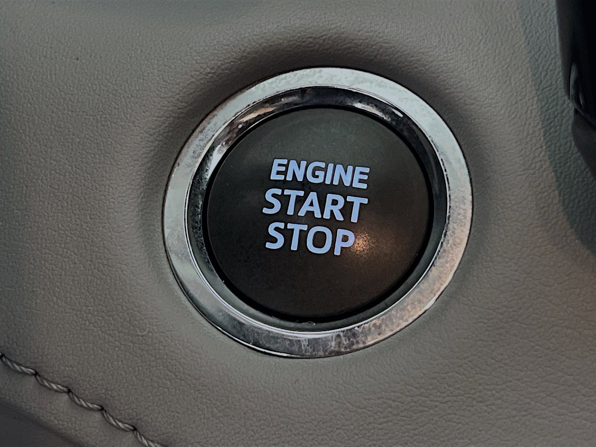 Used 2023 Toyota Highlander Limited FWD image 23