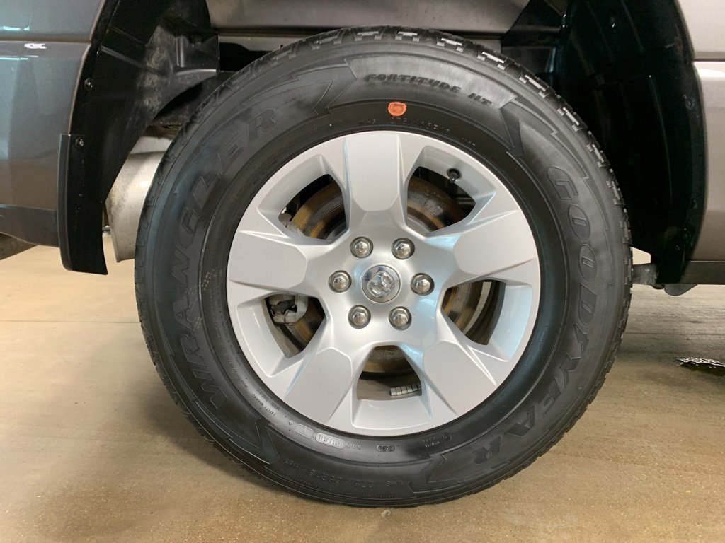 Used 2023 RAM 1500 Big Horn image 39