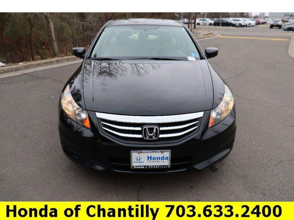 Used 2011 Honda Accord LX-P image 2