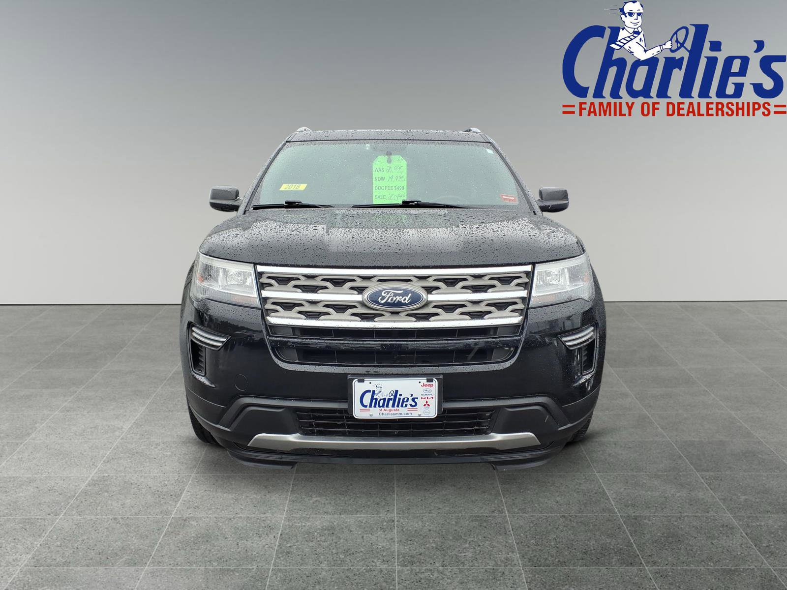 Used 2018 Ford Explorer XLT AWD/4WD image 2