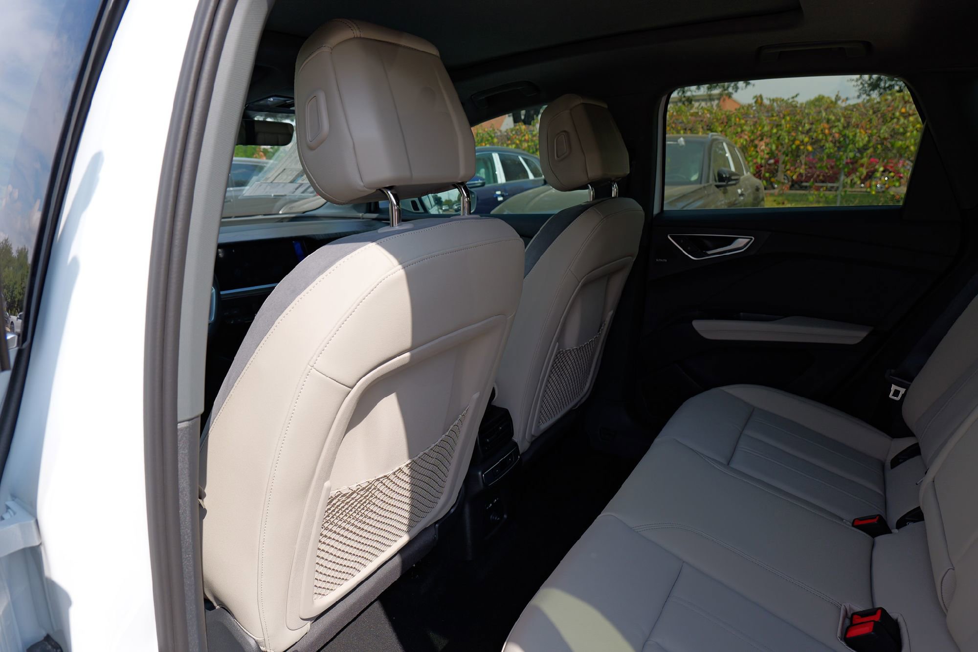 New 2026 Audi Q4 e-tron Premium Plus image 27