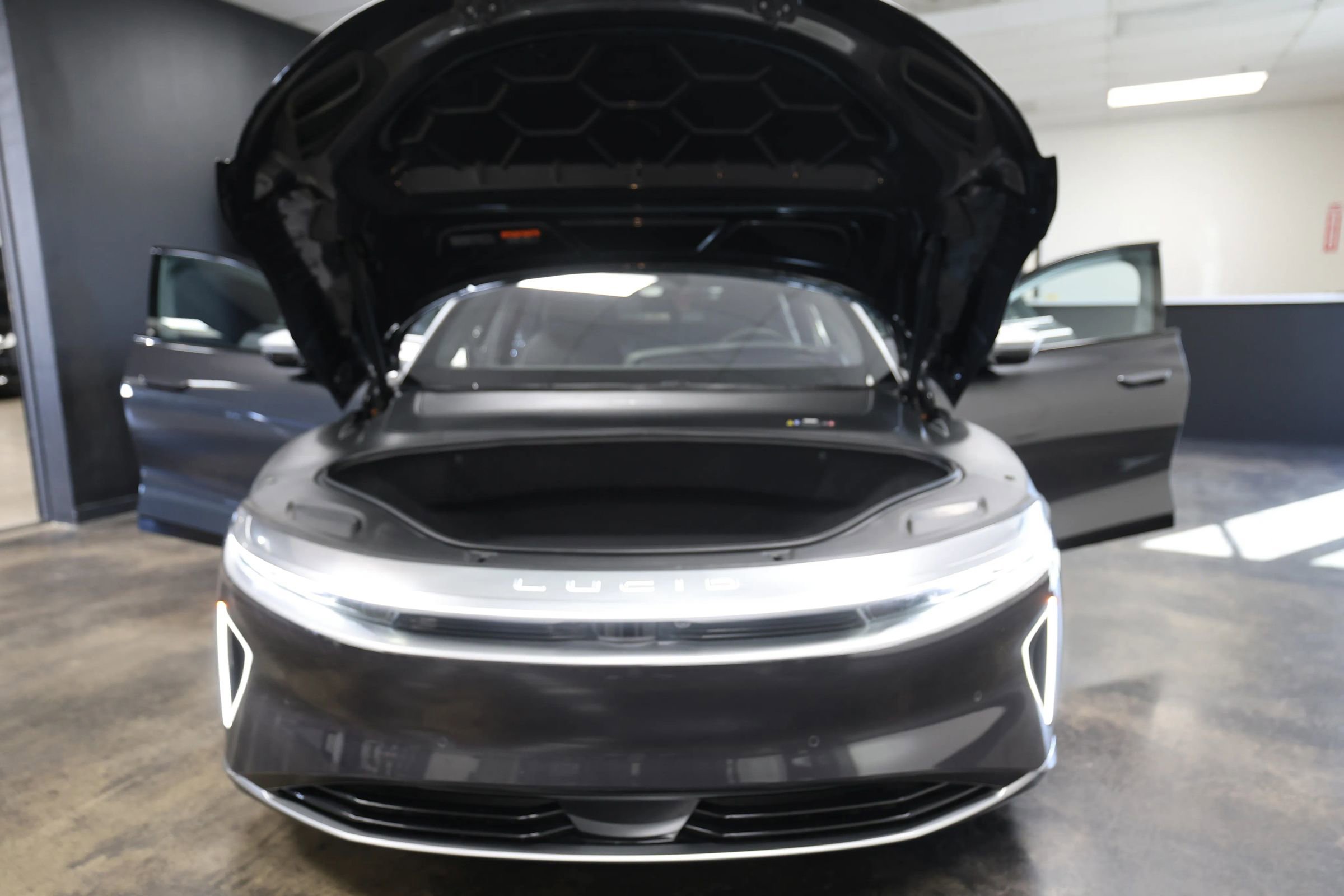 Used 2022 Lucid Air Grand Touring image 60