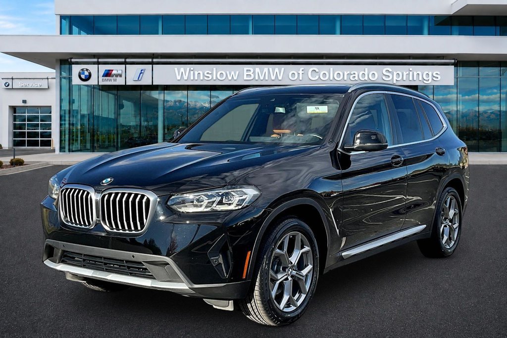 Used 2024 BMW X3 xDrive30i w/ Premium Package AWD/4WD image 3