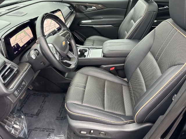 Used 2025 Chevrolet Traverse High Country AWD/4WD image 21
