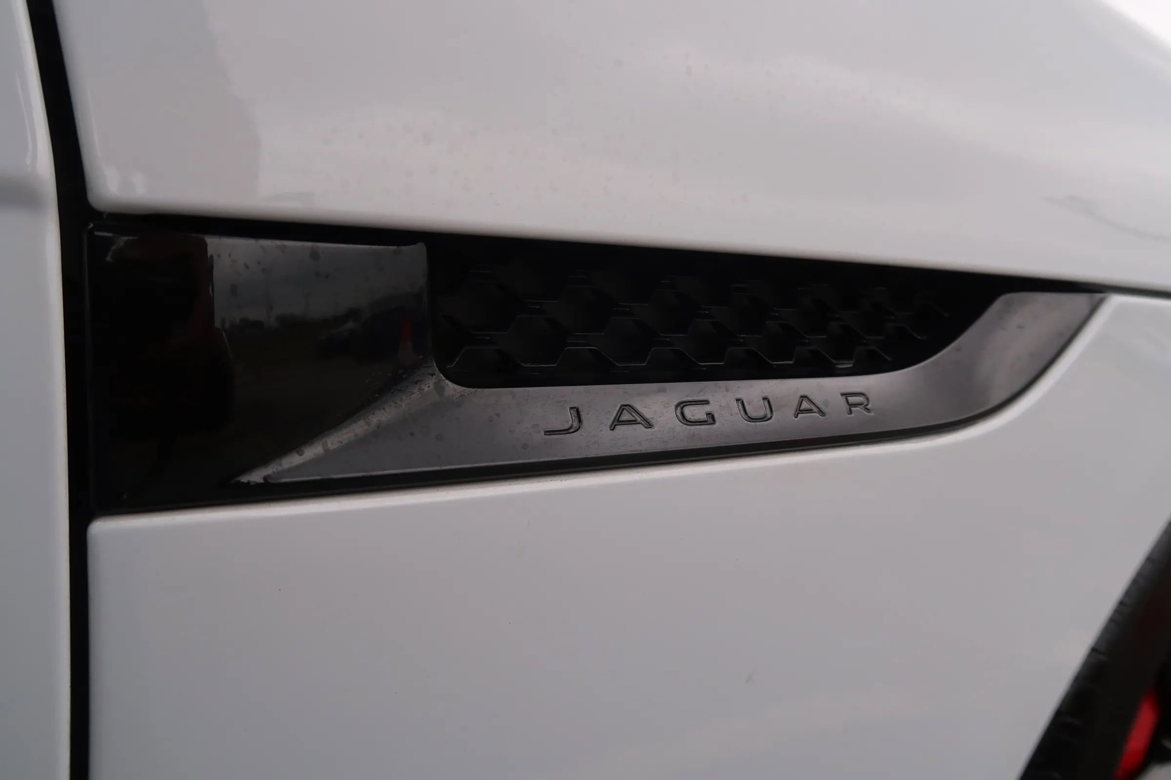 Used 2016 Jaguar F-TYPE S image 42