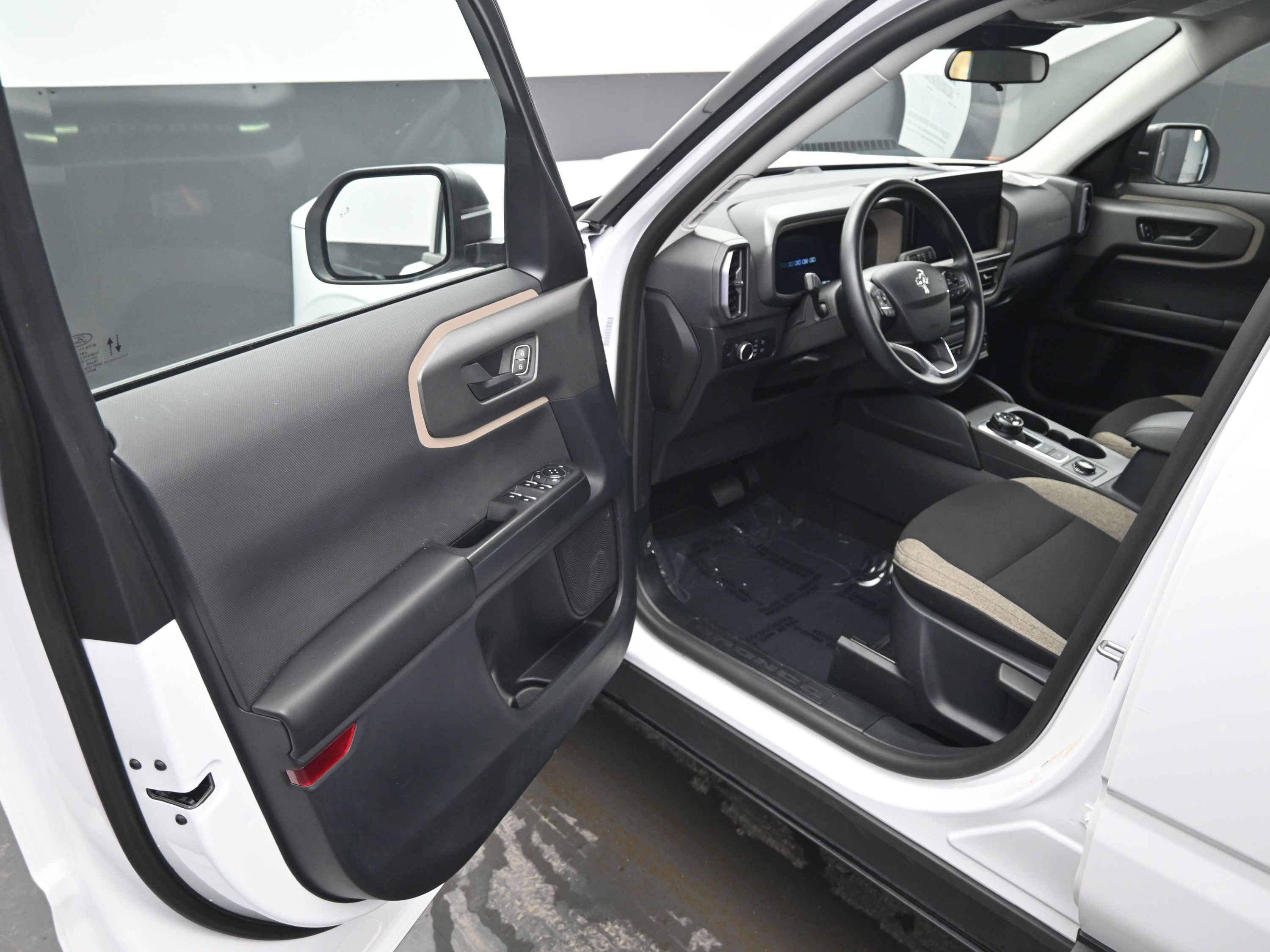 Used 2025 Ford Bronco Sport Big Bend image 16