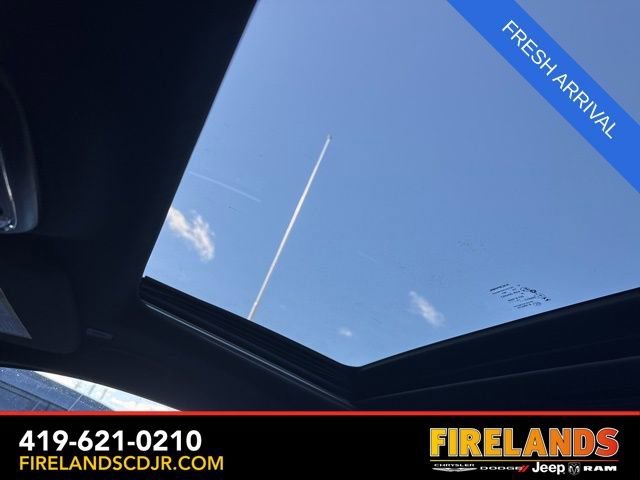 Used 2020 Jeep Grand Cherokee Limited w/ Trailer Tow Group IV image 4