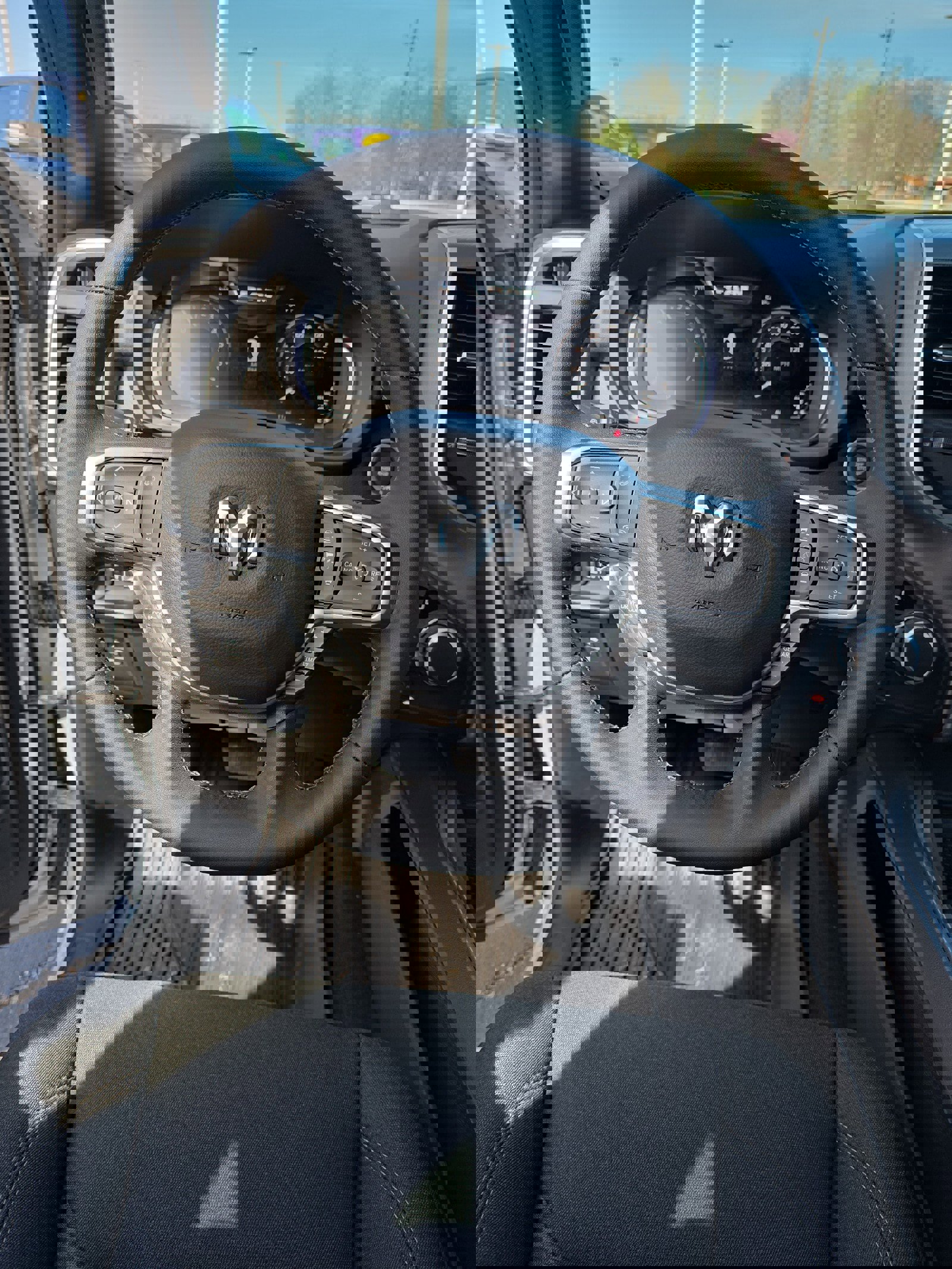 New 2026 RAM 1500 4x4 Crew Cab image 26