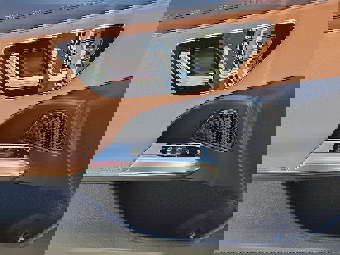 New 2026 Mercedes-Benz E 350 4MATIC image 13