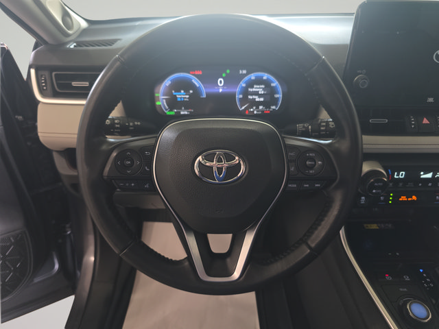 Used 2024 Toyota RAV4 Limited w/ Advanced Technology Package AWD/4WD image 14