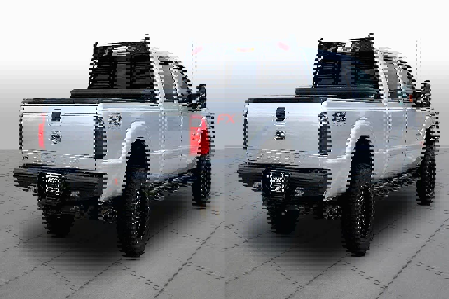 Used 2015 Ford F250 Lariat w/ Lariat Ultimate Package image 13