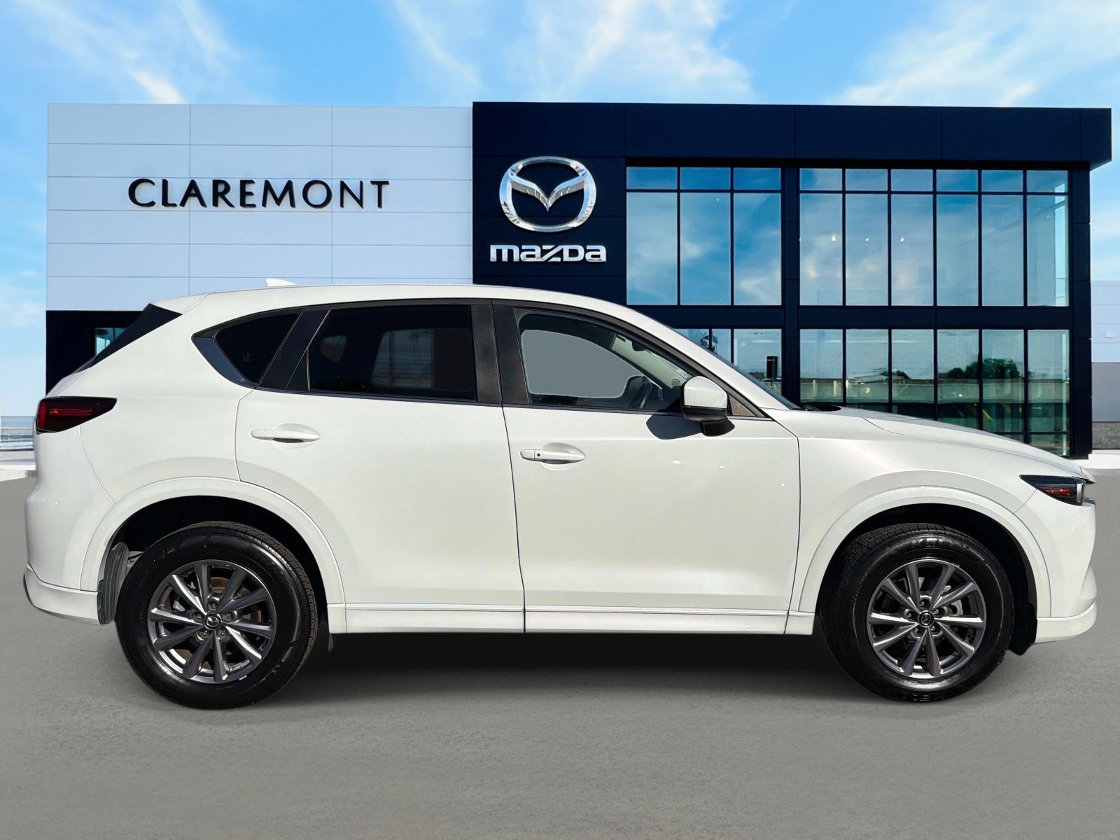 Used 2024 MAZDA CX-5 AWD 2.5 S w/ Preferred Package image 4