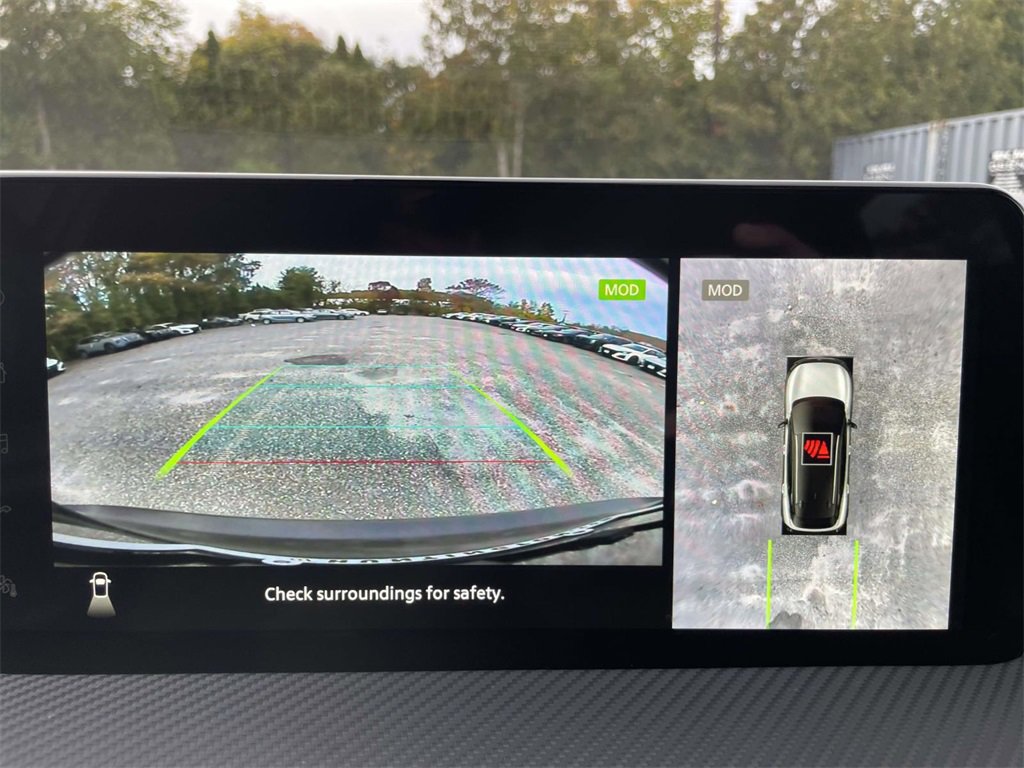 Certified 2025 Nissan Kicks SR w/ Illumination Package image 27